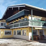 Πανσιόν Zillnhaeusl 4*